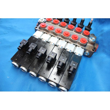 6 SECTIONS DIRECTIONAL CONTROL VALVE GALTECH Q95 120 l/min 31 GPM Electric solenoid 12V + levers